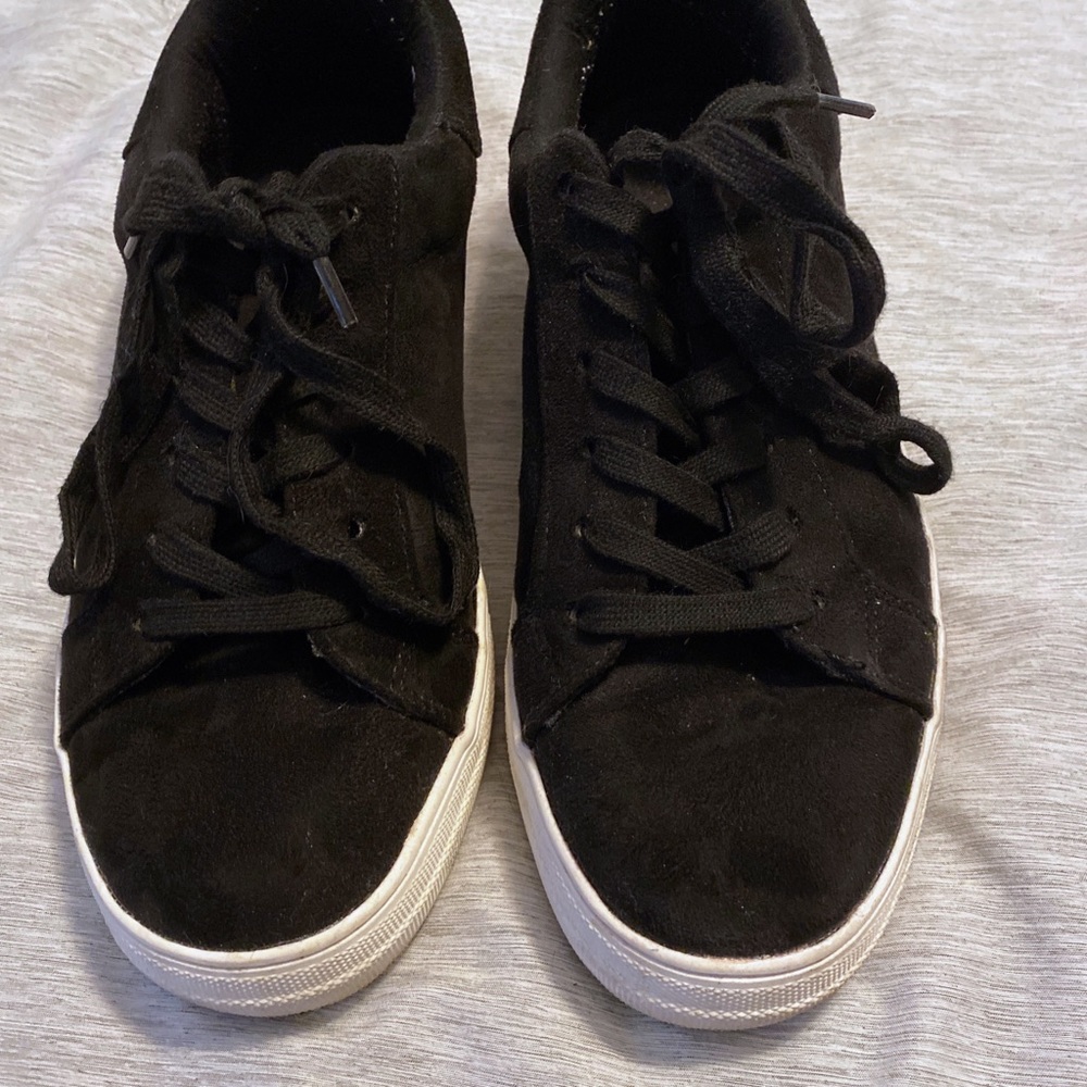 Black platform sneakers size 10